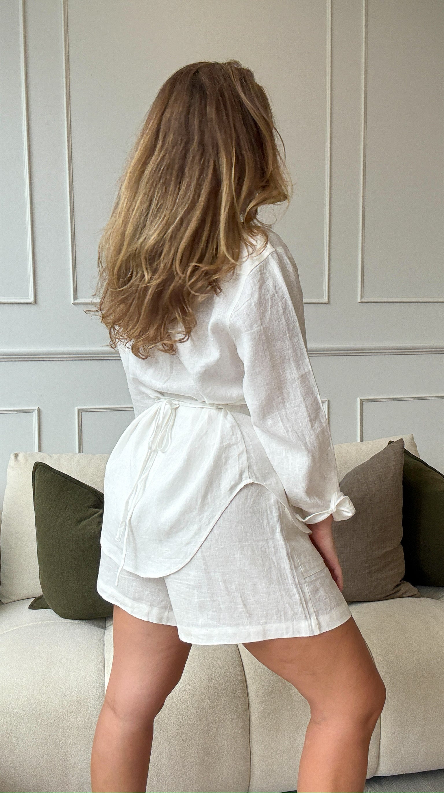 Como Collared Linen Shirt in Bianca | Olive & Oath