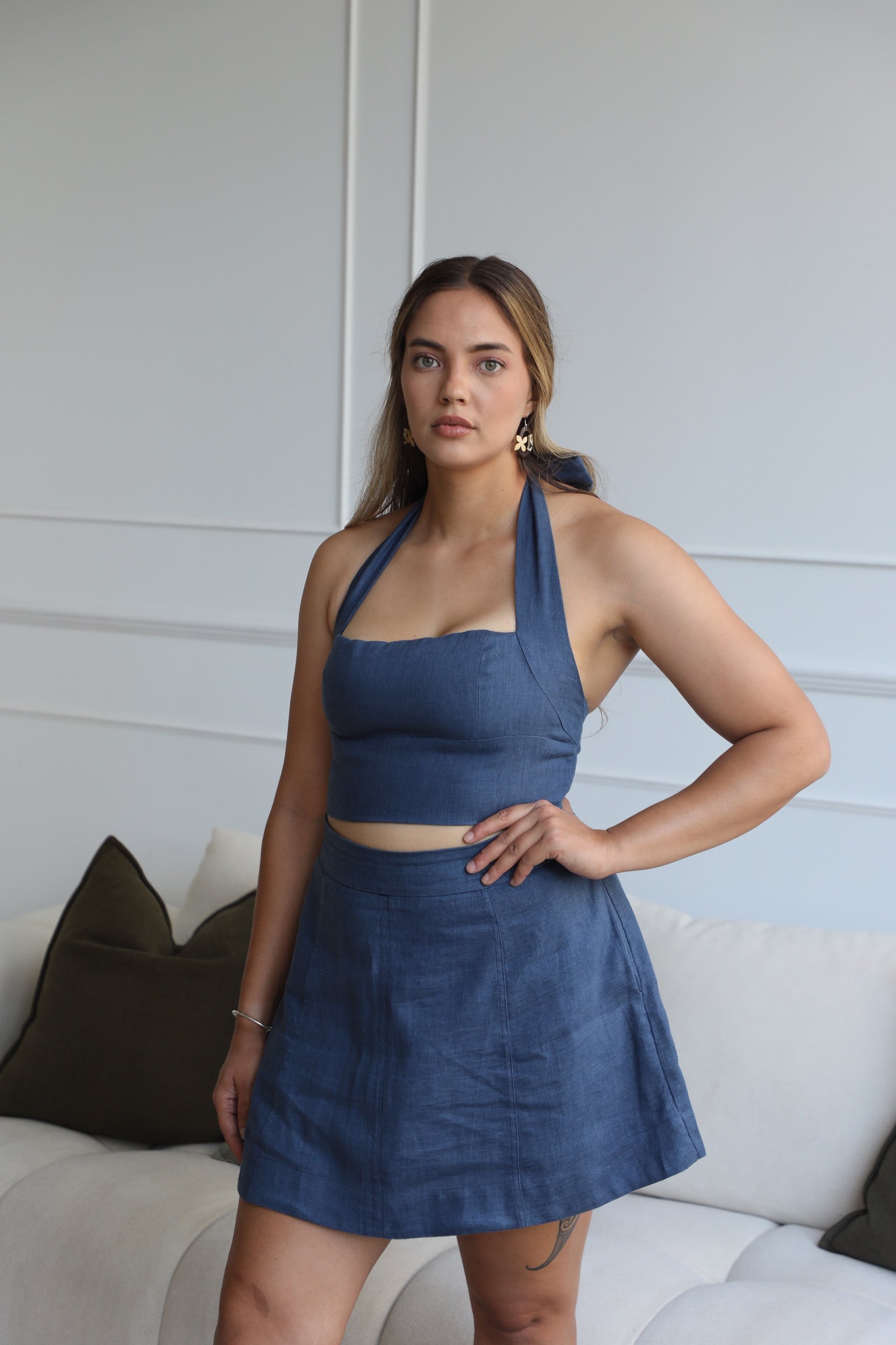 Palma Linen Top in Midnight styled